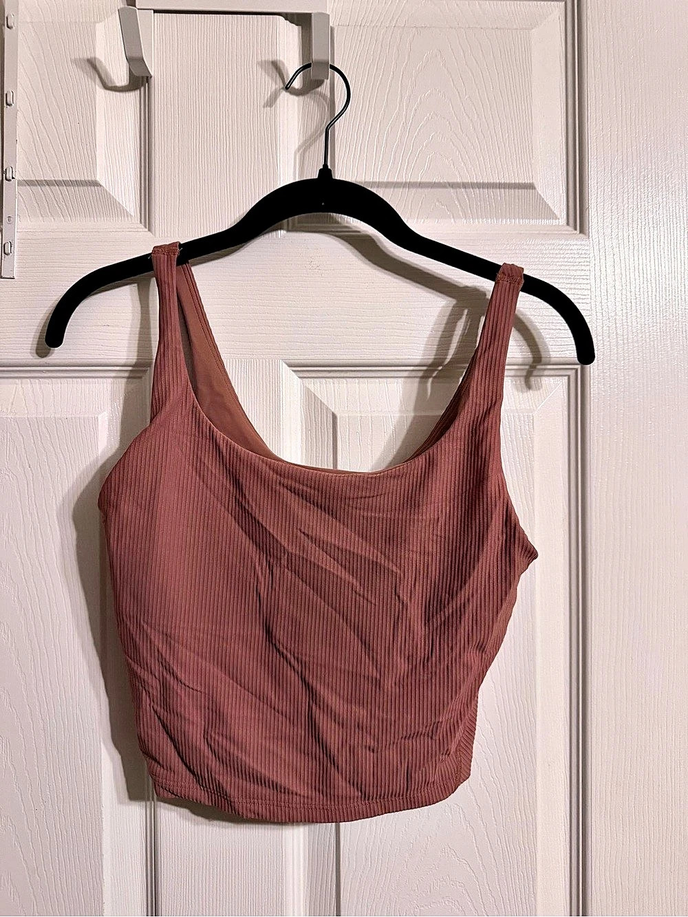 Old Navy PowerSoft Cropped Ribbed Shelf-Bra Tank Top Brown Medium